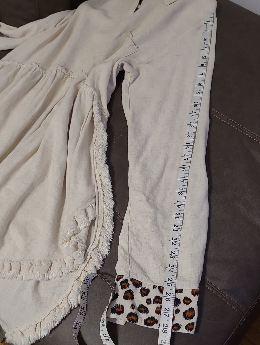 Umgee Linen Cotton Blend Leopard Cheetah Trim Frayed Oatmeal Tunic Top Sz L Boho - Picture 12 of 13